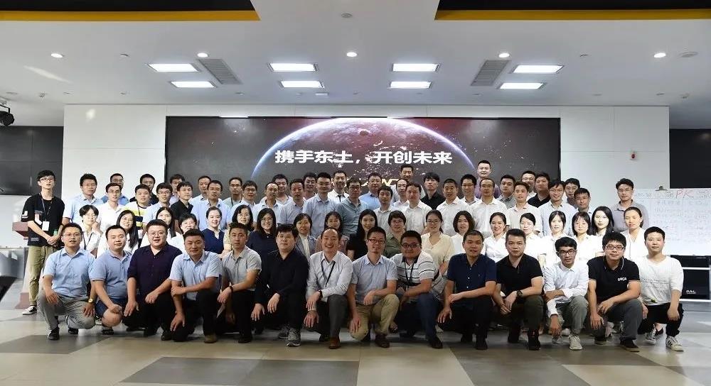 1600472433 巅峰国际官网-钻营健全,你我一路成长