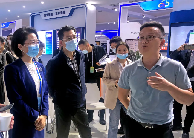巅峰国际官网-钻营健全,你我一路成长